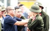 Tân binh Công an Hà Nội rạng rỡ trong ngày đầu nhập ngũ